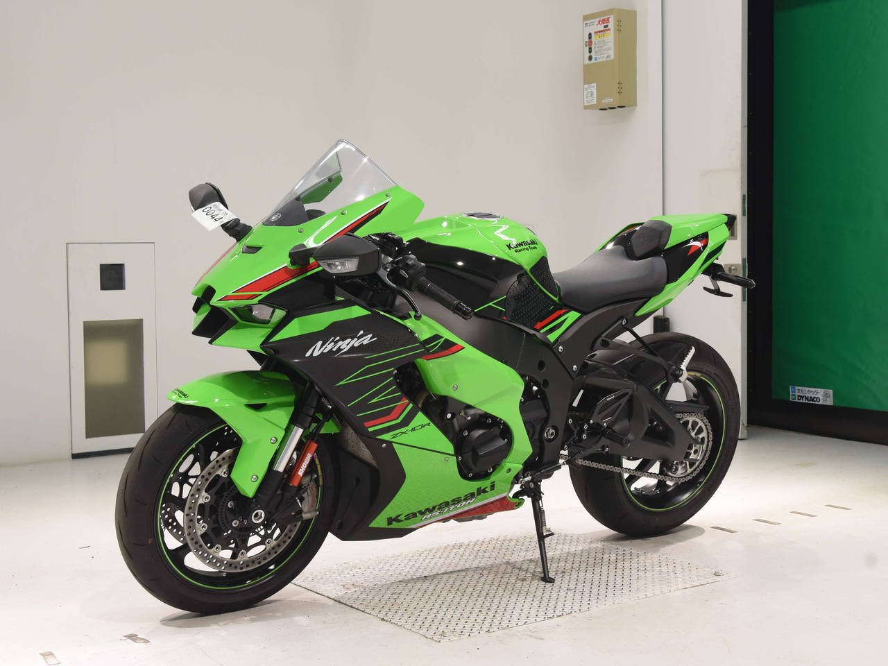 0044] Kawasaki NINJA ZX-10RA - ZXT02L-011265