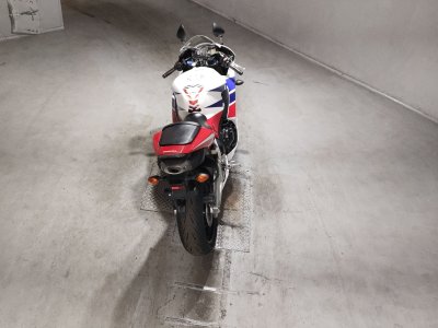 Honda CBR600RR — фото 6