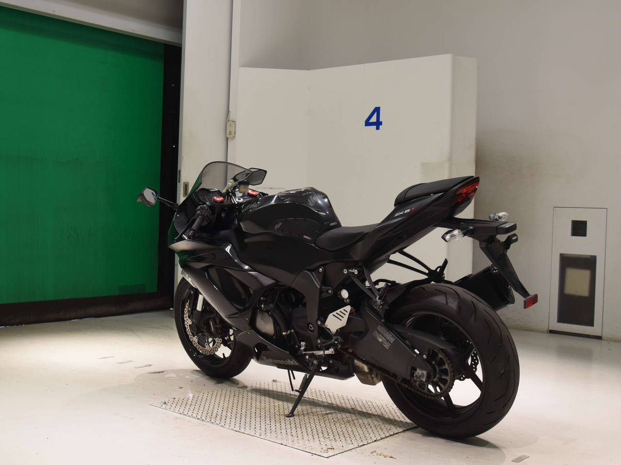 かかひひ様 7662] Kawasaki ZX-6R - JKBZXJE19FA016331