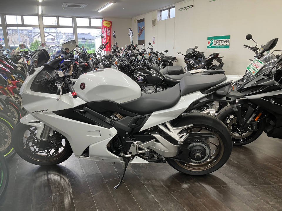 Honda VFR800F — фото 3