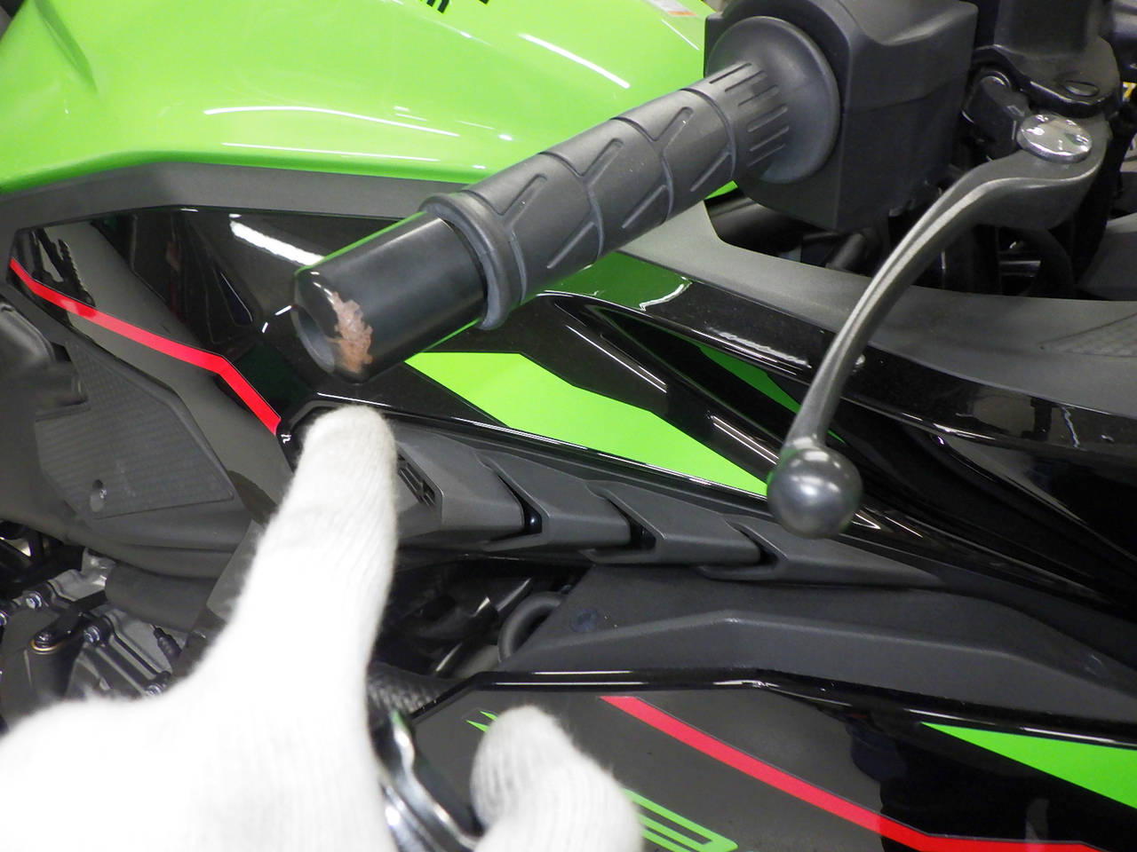 0283] Kawasaki NINJA ZX-25R - ZX250E-A18175