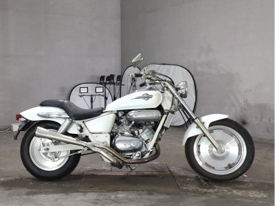 Honda MAGNA250