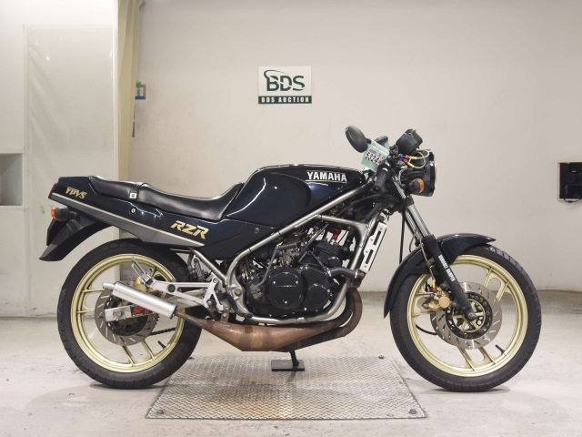 Yamaha RZ250R