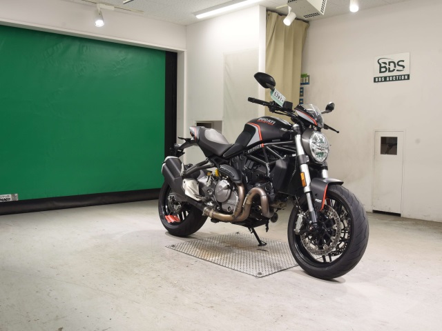 Ducati MONSTER 821 STEALTH — фото 3