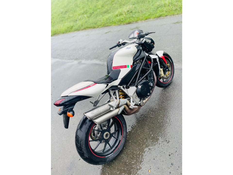 MV Agusta BRUTALE 910R — фото 17