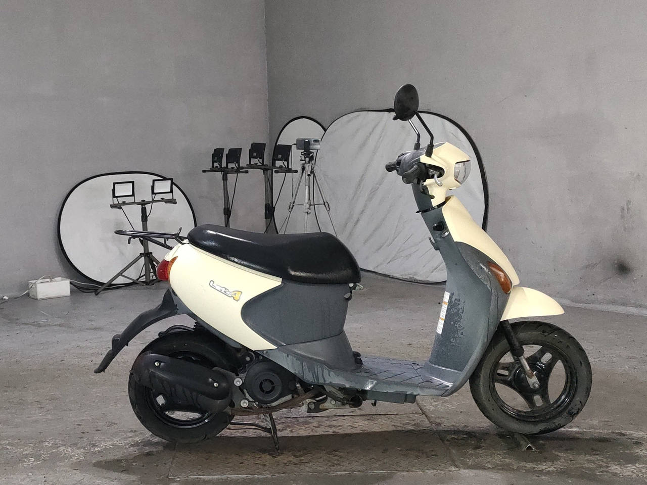 Suzuki LETS4