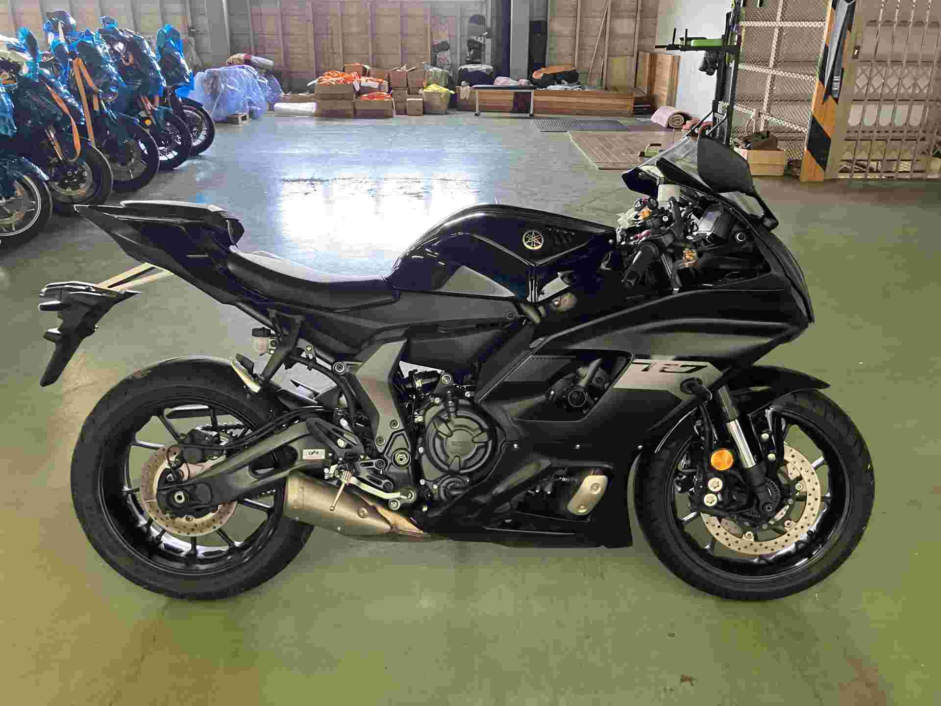 Yamaha YZF-R7