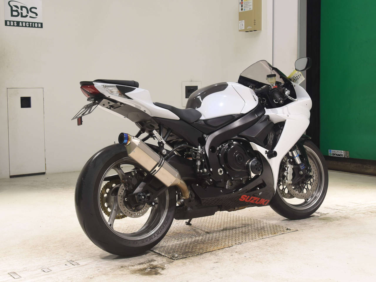[5221] Suzuki GSX-R600 - JS1C3111100103288