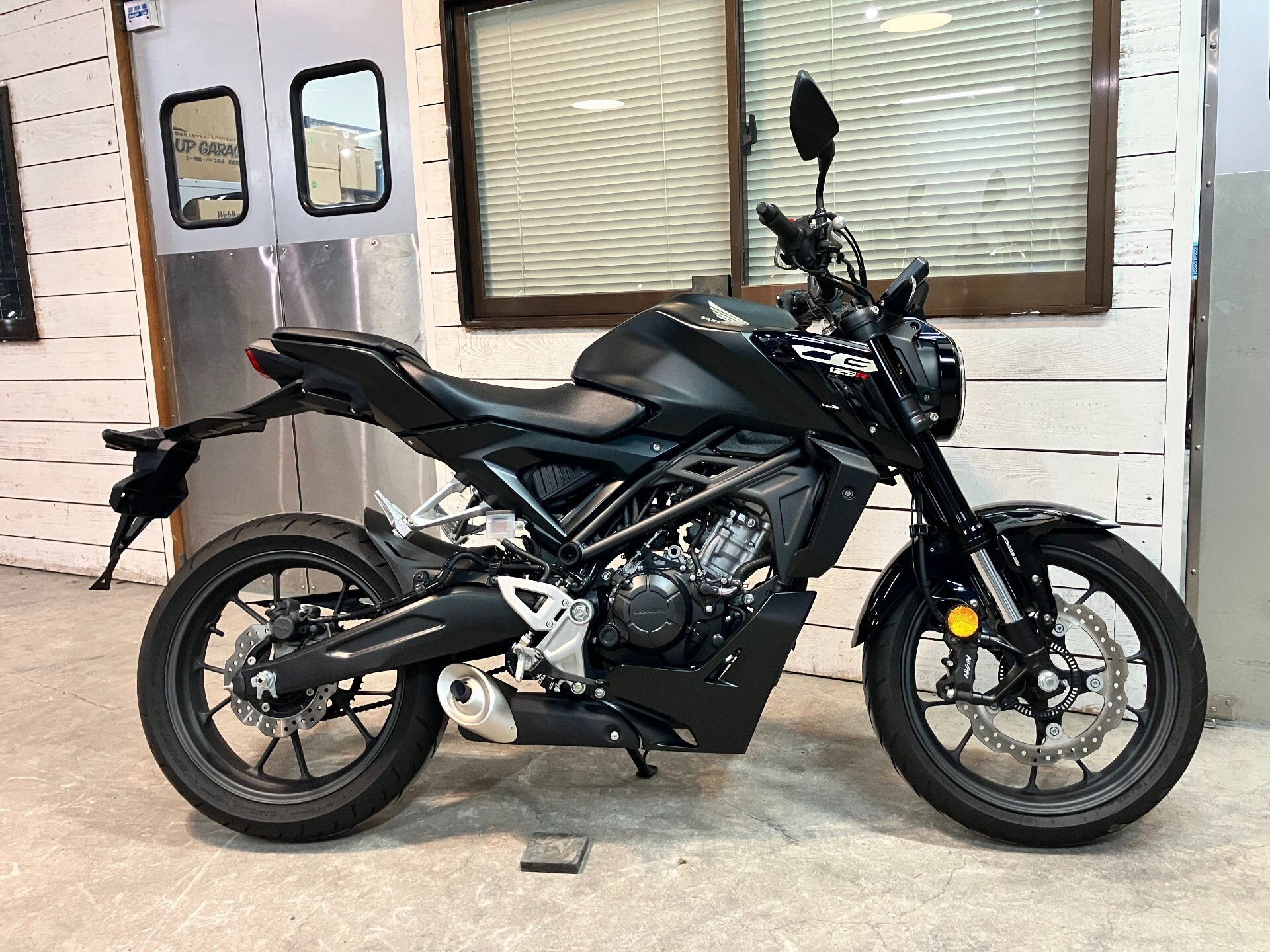 Honda CB125R