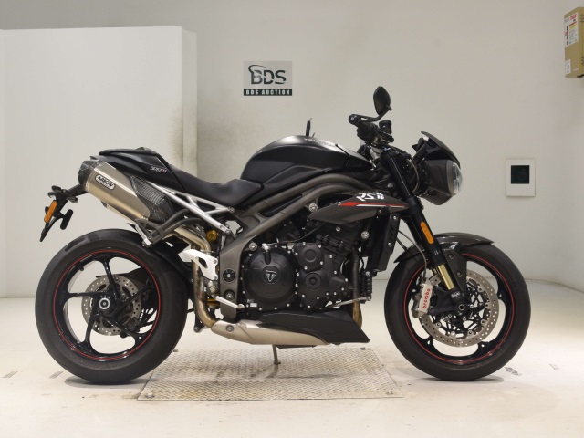 Triumph STREET TRIPLE RS