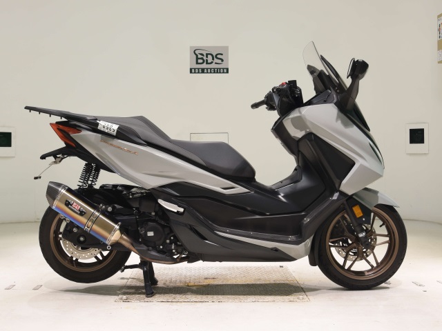 Honda FORZA-6