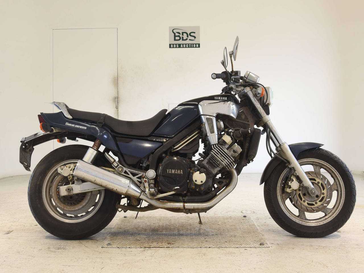 Yamaha FZX750