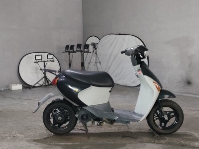 Suzuki LETS4