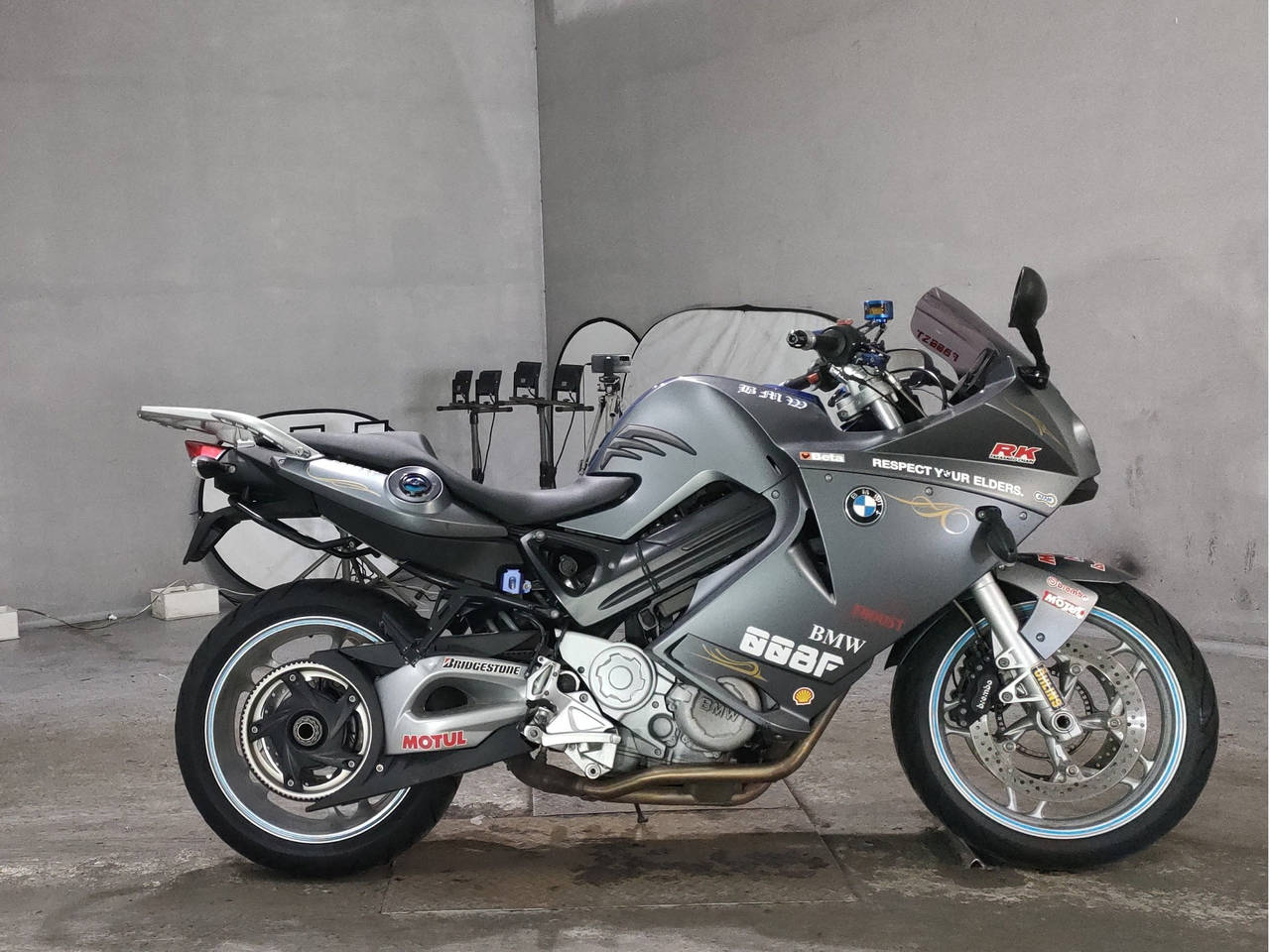 BMW F800ST