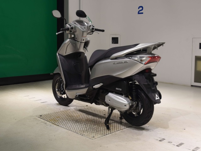 Honda LEAD125 — фото 6