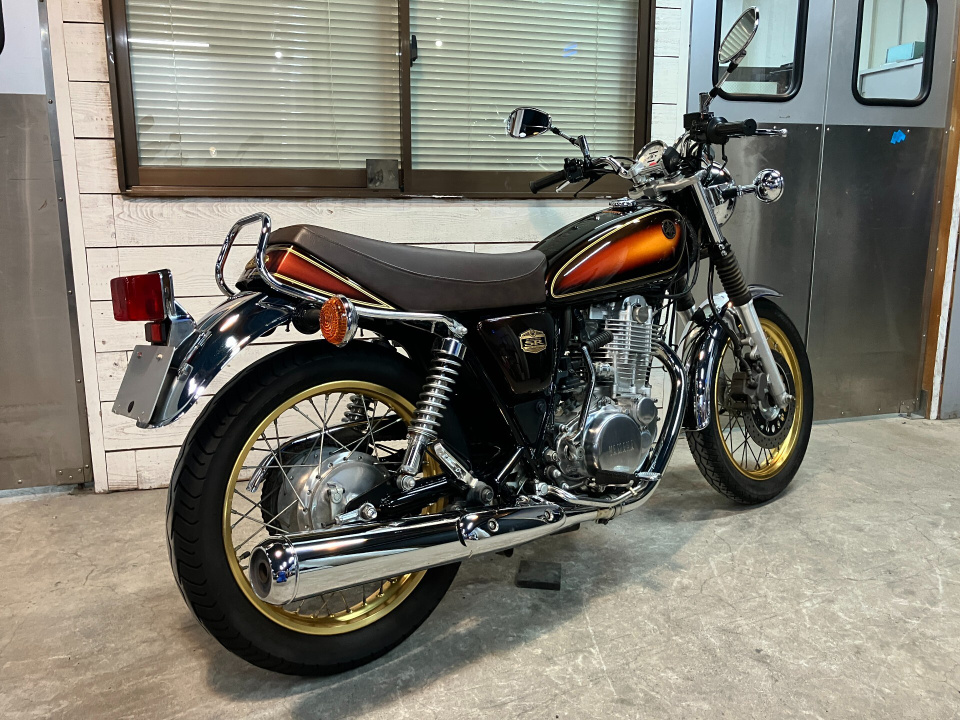 Yamaha SR400 — фото 6