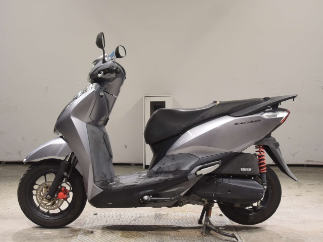 Honda LEAD125 — фото 2
