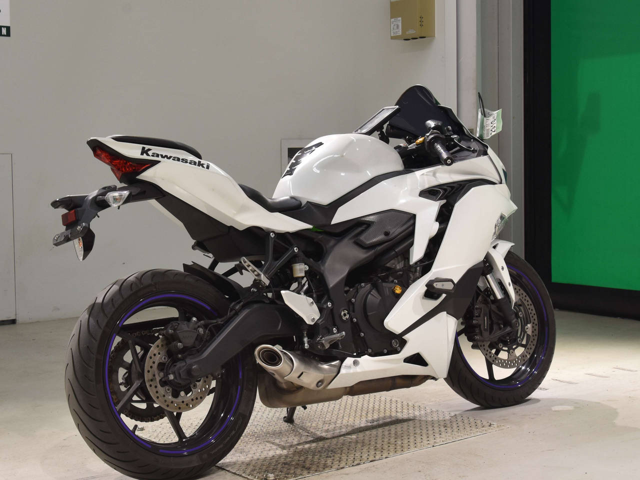 しろ 2910] Kawasaki NINJA ZX-25R - ZX250E-A02434