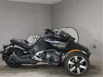 Can-Am CAN-AM SPYDER F3