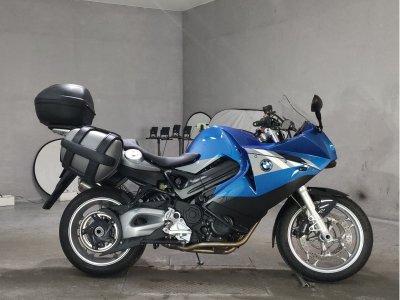 BMW F800ST
