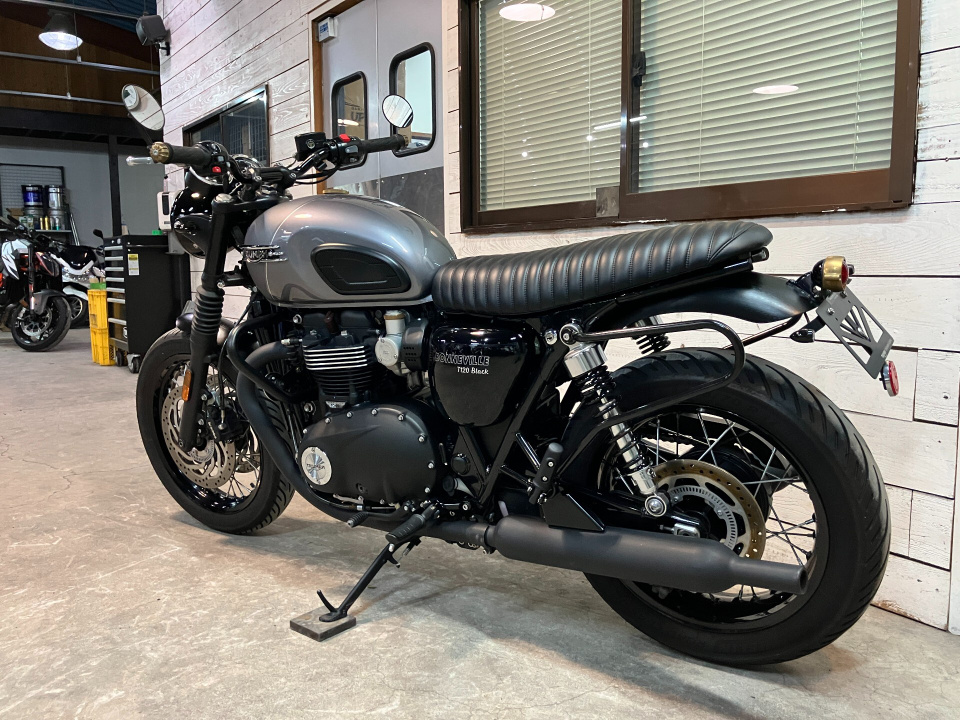 Triumph TRYANPH BONNEVILLE T120B — фото 9