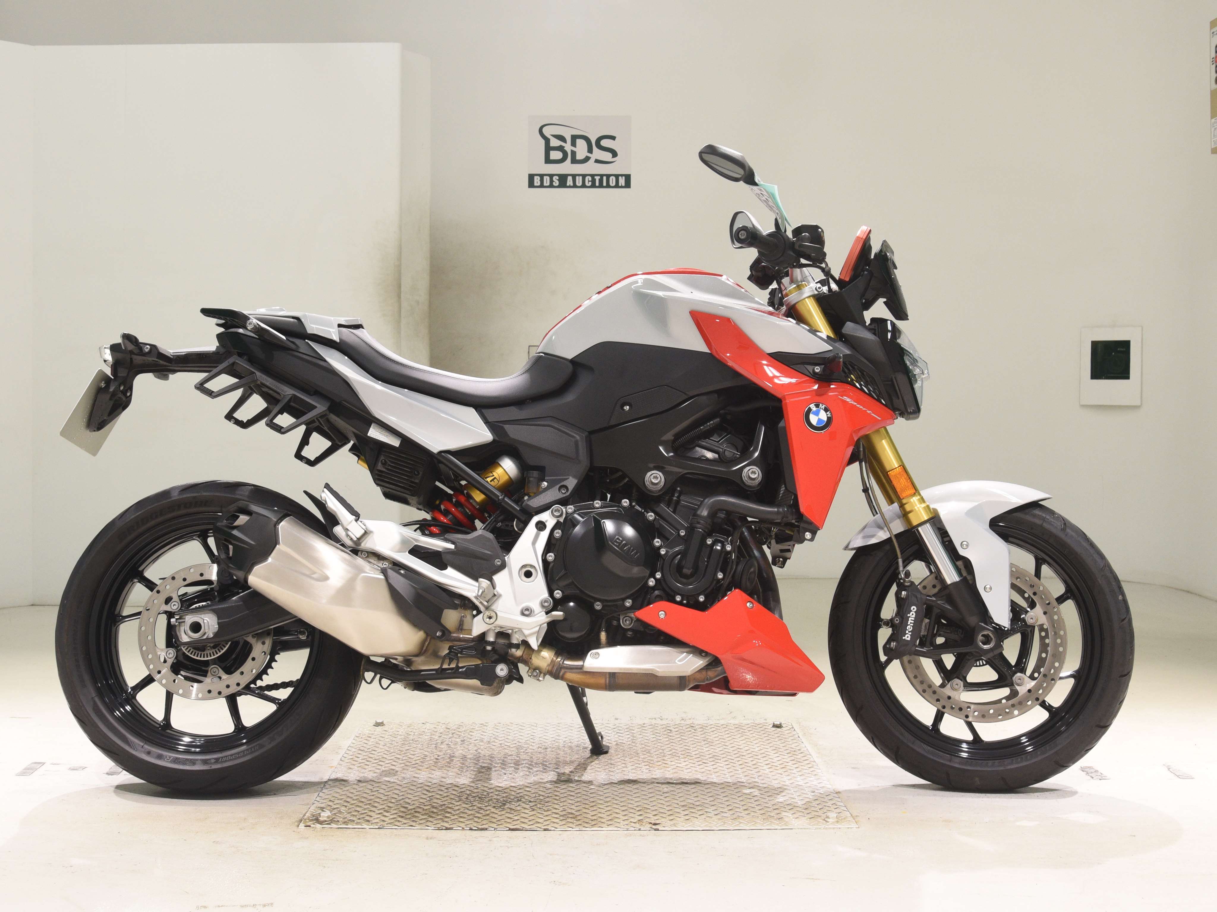 BMW F900R