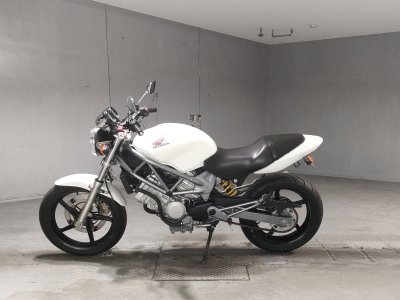 Honda VTR250 — фото 2