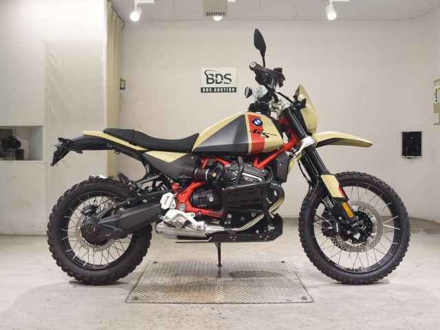 BMW R12