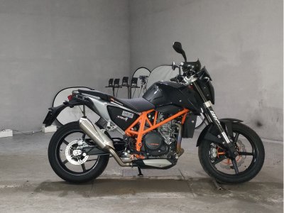 KTM 690 DUKE