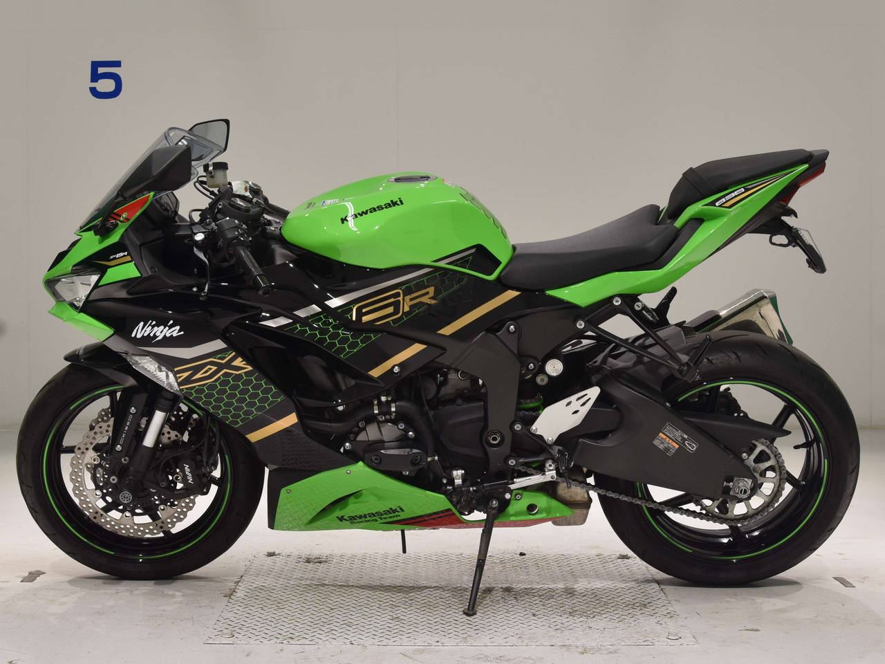2800] Kawasaki ZX-6RA - ZX636G-010244
