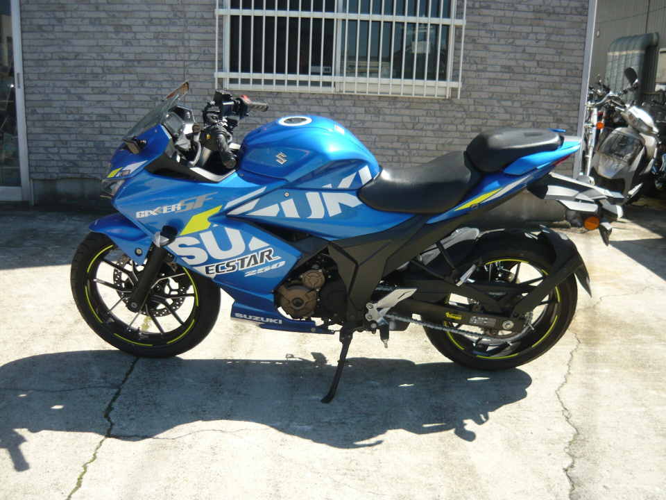 Suzuki GIXXER250SF — фото 2