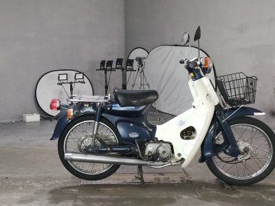 Honda SUPER CUB90