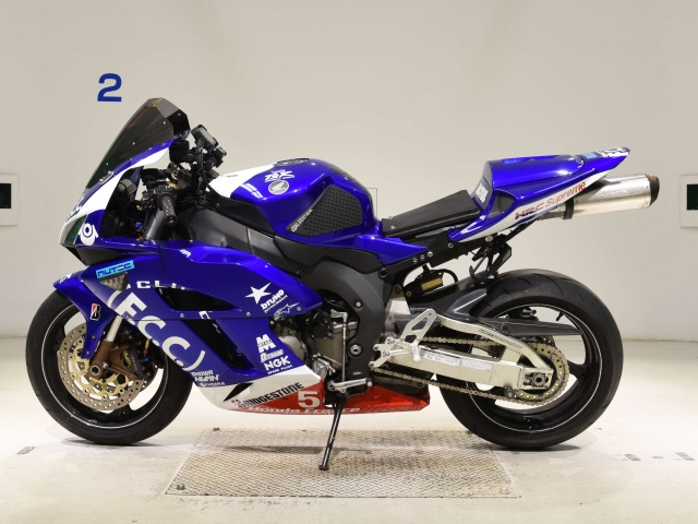 Honda CBR1000RR — фото 2