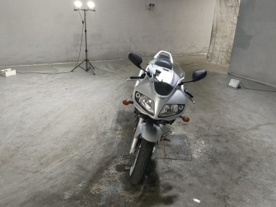Suzuki SV650S — фото 3