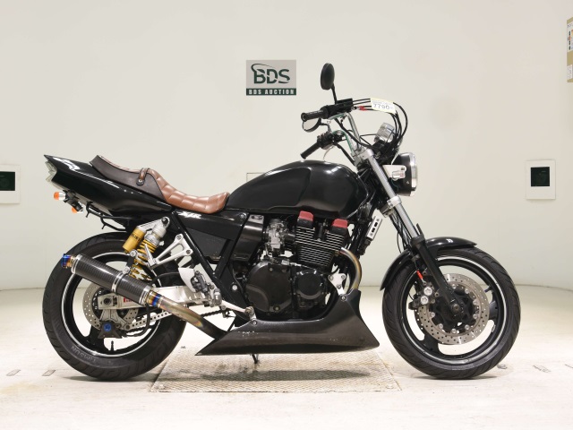 Yamaha XJR400