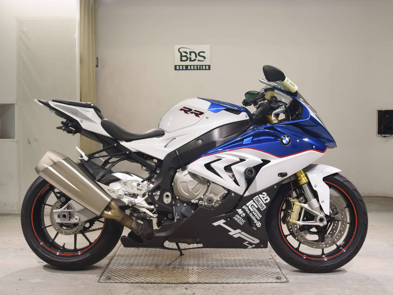 BMW S1000RR, right