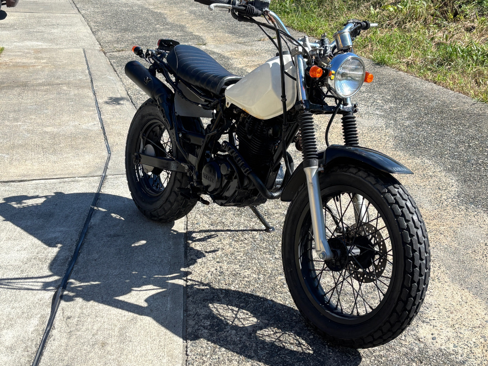 Yamaha TW200