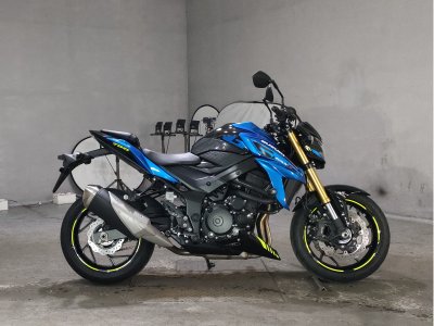 Suzuki GSX-S750