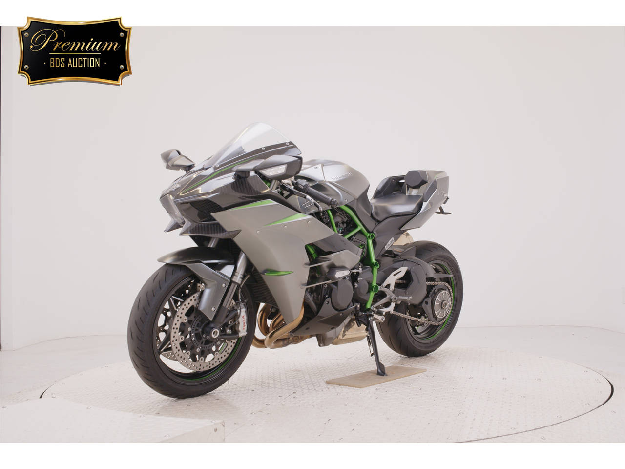 0064] Kawasaki NINJA H2 - ZXT02J-002124