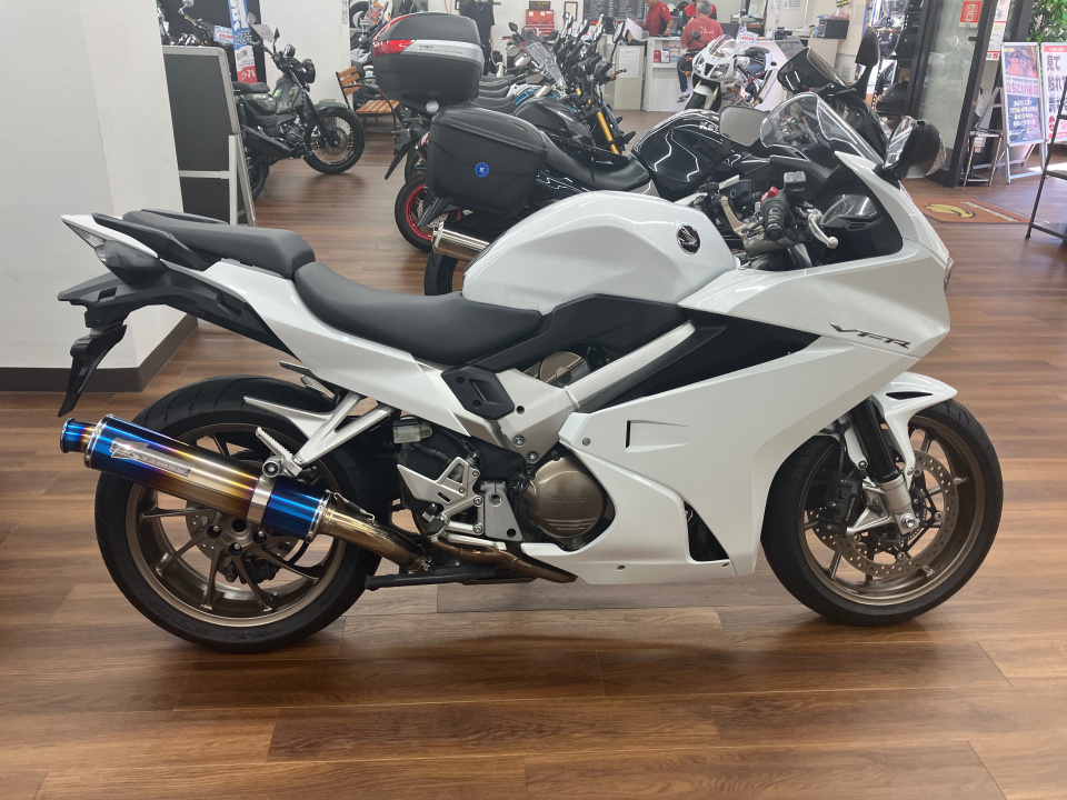 Honda VFR800F