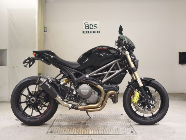 Ducati MONSTER 1100EVO