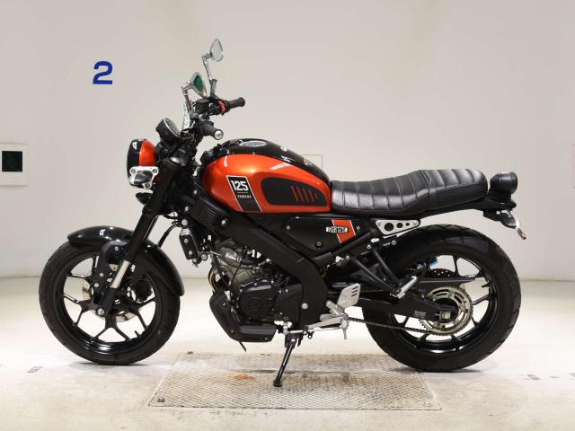 Yamaha XSR125 — фото 2