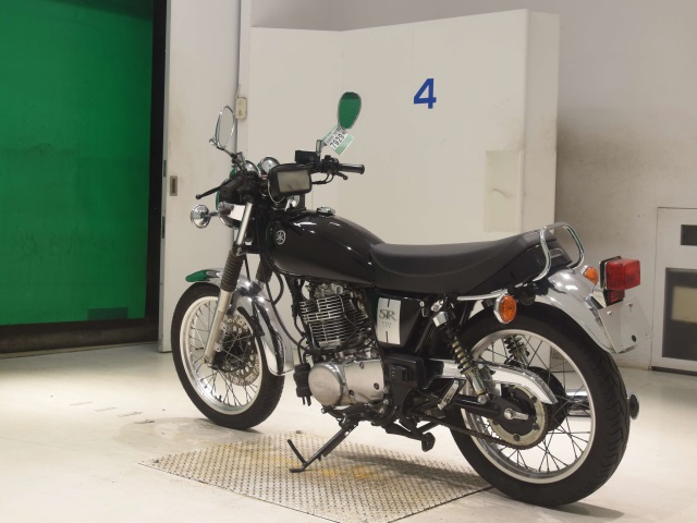 Yamaha SR400 — фото 6