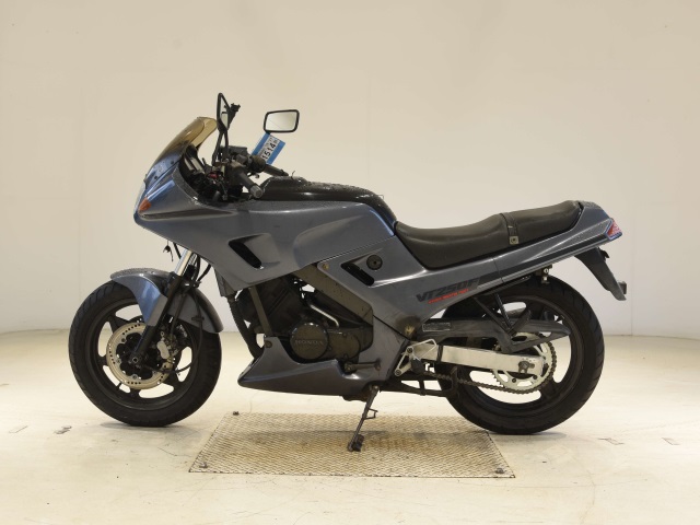 Honda VT250FH — фото 2