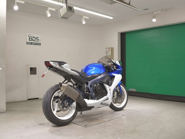 Suzuki GSX-R600 — фото 5