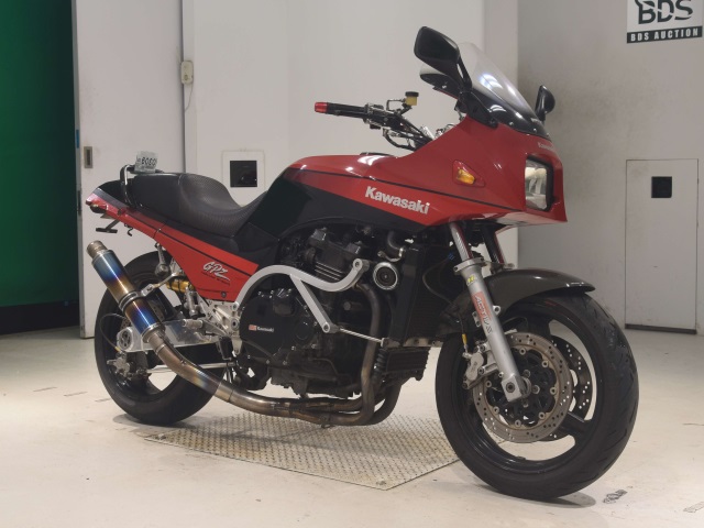 Kawasaki GPZ900R — фото 3