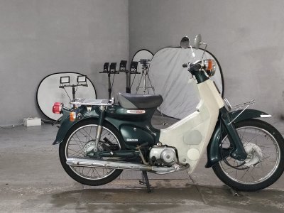 Honda SUPER CUB90