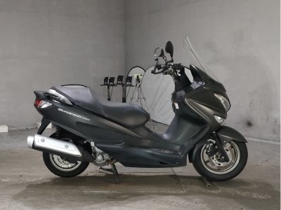 Suzuki BURGMAN 200
