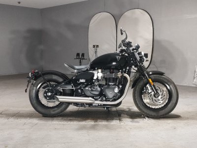 Triumph BONNEVILLE BOVAER