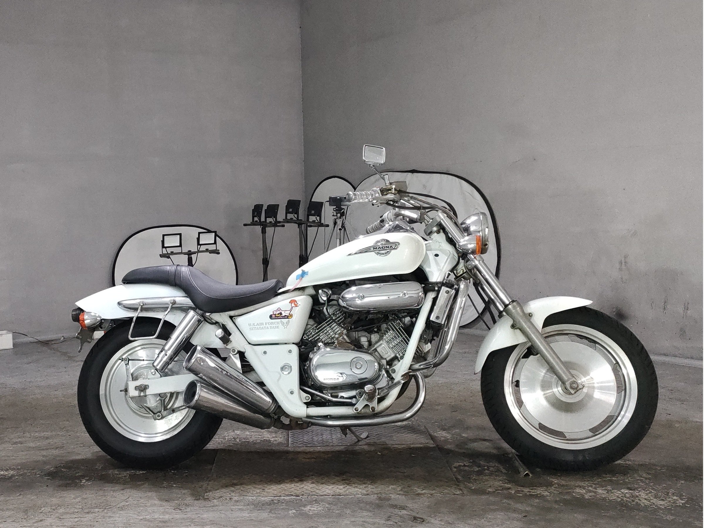 Honda MAGNA250